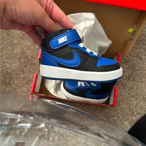 Nike Kids' Black and Blue High-Top Sneakers